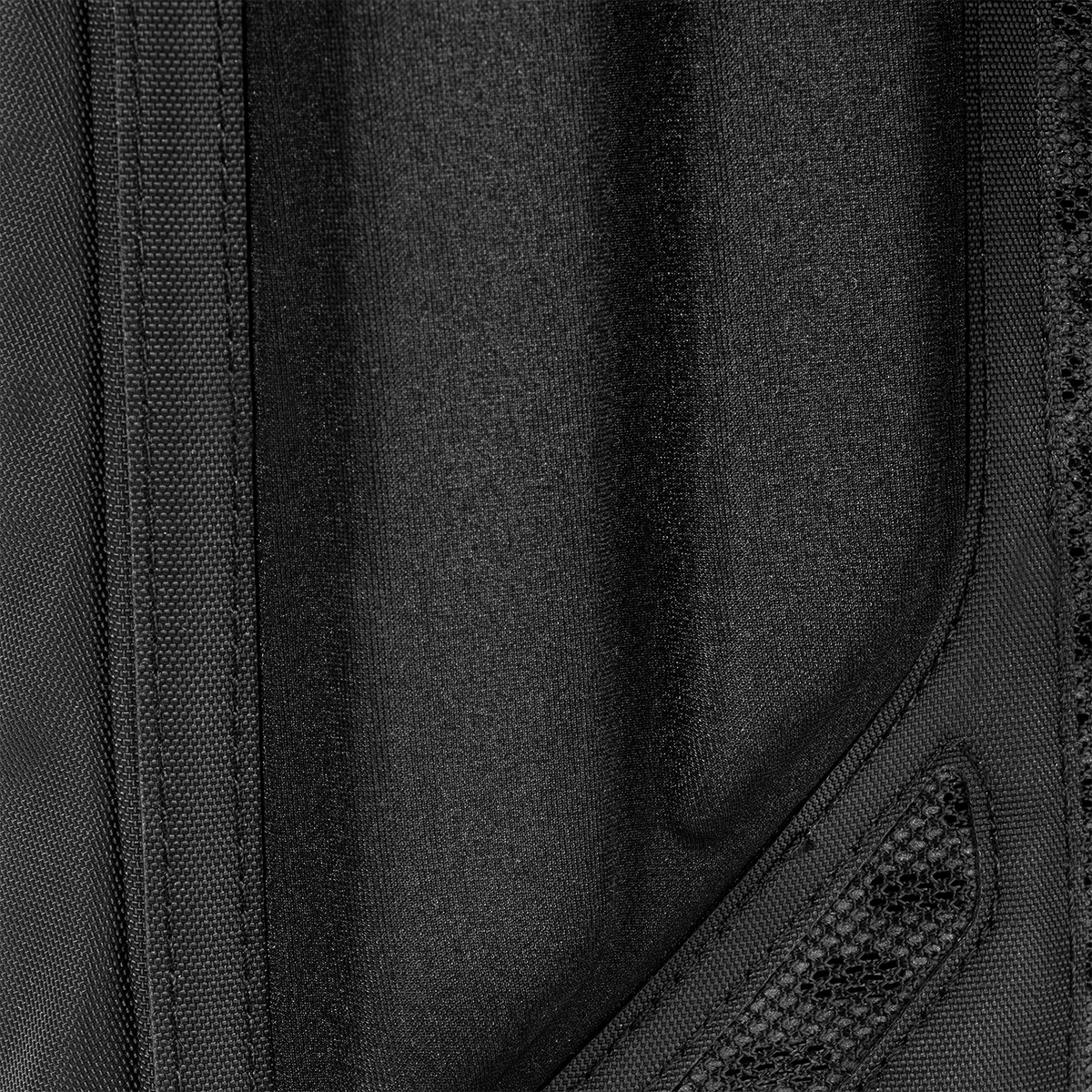 paragon-hydration-pack-a8 Paragon_Black_Texture.png